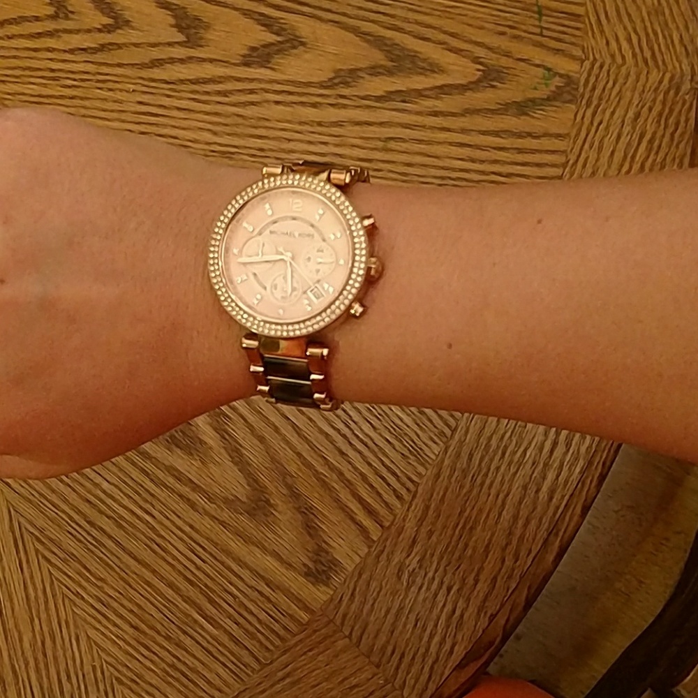 MICHAEL KORS WATCH